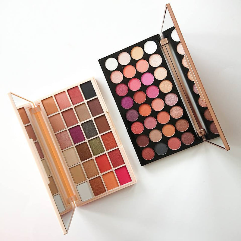 Makeup Revolution Flawless 4 - SophX